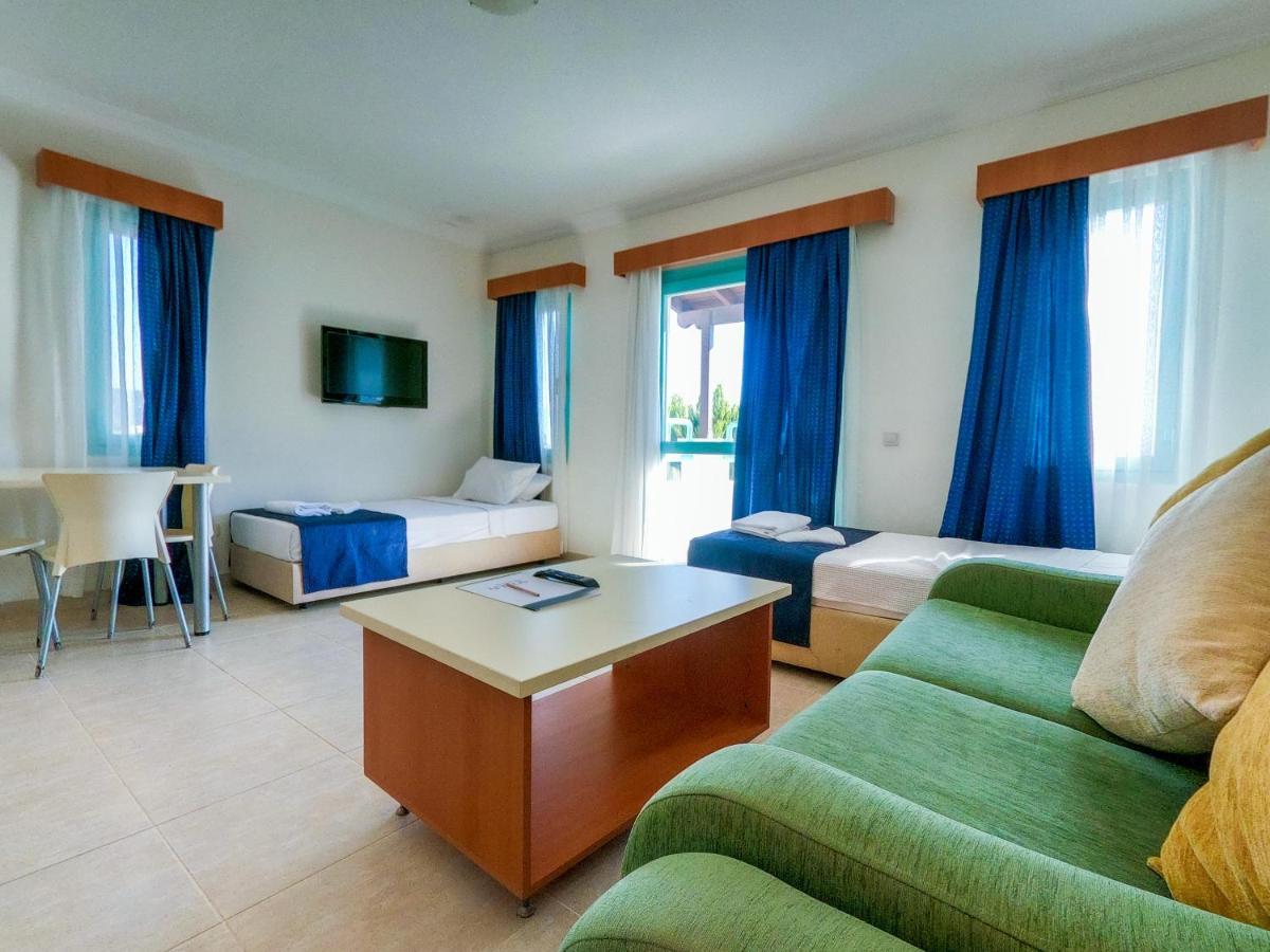 Afytos Bodrum Muğla Bagian luar foto